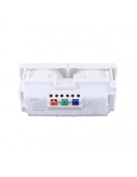Prise double 2P+T encastrable 45x90 mm BLM 731122