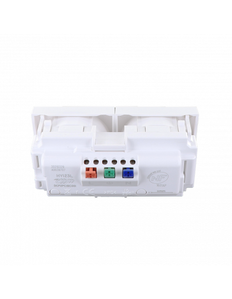 Prise double 2P+T encastrable 45x90 mm BLM 731122