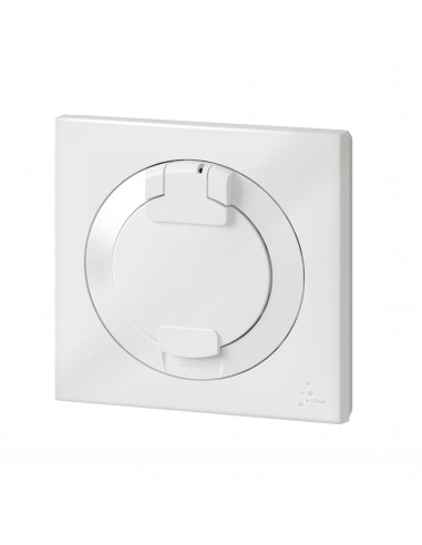 Prise de courant 2P+T à puits dooxie 16A IP44 livrée avec plaque carrée blanche Dooxie LEGRAND 600344