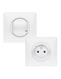 Prêt à poser Céliane créer une prise commandée : prise avec commande sans fil blanc LEGRAND 067634