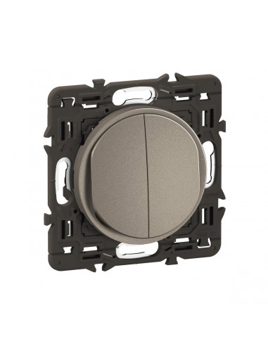 Double poussoir inverseur Céliane 6A enjoliveur Titanium et support LEGRAND CY2031