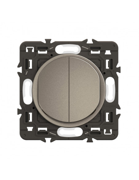 Double poussoir inverseur Céliane 6A enjoliveur Titanium et support LEGRAND CY2031
