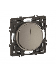 Double interrupteur lumineux Céliane 10AX enjoliveur Titanium, support et voyant LEGRAND CY3001