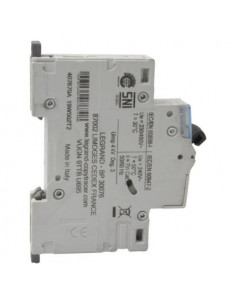Disjoncteur DX³6000 arrivée haute et départ bas à vis 1 Pôle 230V~ à 400V~ 16A courbe C 1 module LEGRAND 407654 2