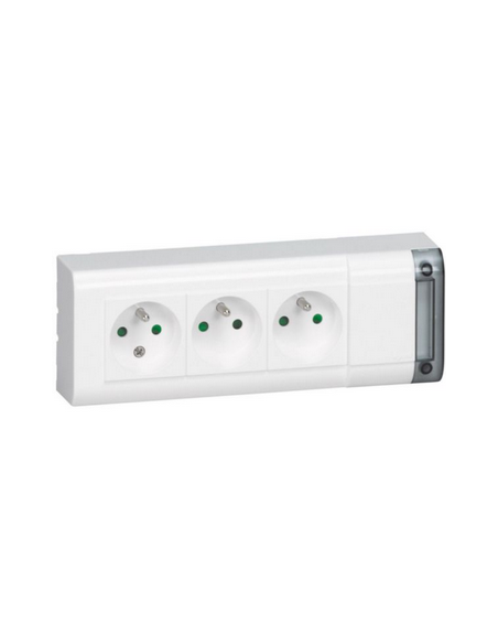 Multiprise équipée de 3 prises 2P+T longueur 208mm pour fixation au mur, mobile ou avec moulure à cabler LEGRAND 050609