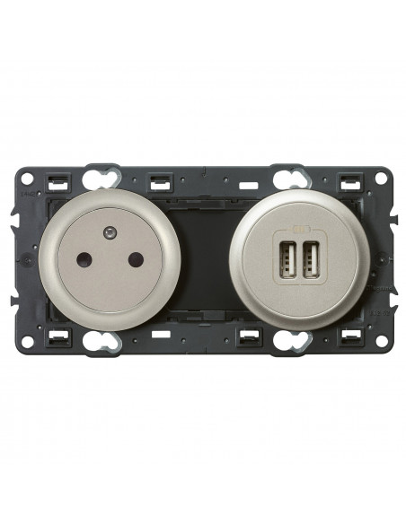 2P+T ET PRISE DOUBLE USB TIT LEGRAND 099518