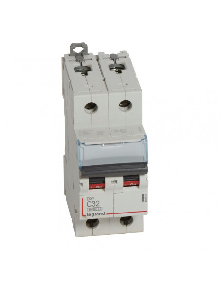 Disjoncteur DX³6000 10kA arrivée haute et départ bas à vis 2 Pôles de 230V à 400V 32A courbe C 2 modules LEGRAND 407803