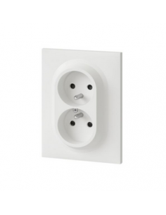 Double prise de courant compacte monobloc easyréno 2P+T dooxie 16A avec plaque carrée blanche et griffes LEGRAND 600721 2