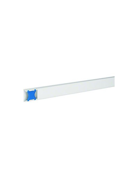 Moulure ATA 12x30mm Pure L 2,10m HAGER ATA123009016