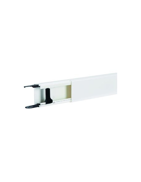 Goulotte lifea PVC h57mmxp30mm avec 2 éclisses et 4 agrafes M7239 RAL 9016 Pure HAGER LFF3006009016