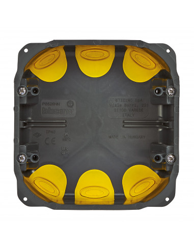 Boîte d'encastement Eco Batibox 3 x 3 postes Prof 50 BTICINO BTPB526NN