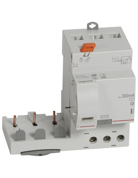 Bloc différentiel adaptable à vis DX³ pour disjoncteur 1 module par pôle 3 Pôles 400V~ 40A type AC 300mA LEGRAND 410474