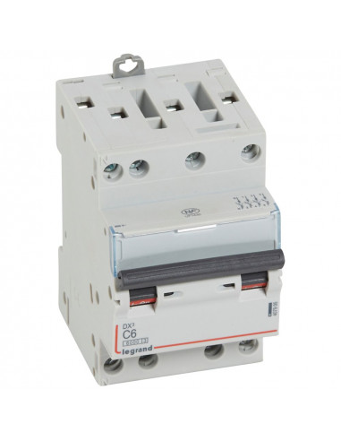 Disjoncteur DX³6000 arrivée haute et départ bas à vis 4 Pôles 400V 6A courbe C pour peigne HX³ optimisé LEGRAND 407905
