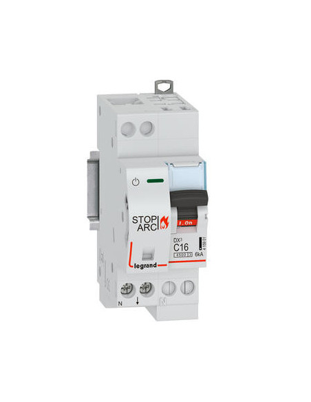 Disjoncteur DX³ STOP ARC 4500 6kA arrivée haute auto sortie basse à vis 1P+N 230V~ 16A courbe C 2 modules LEGRAND 415901