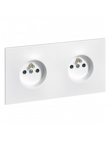 2 2P+T PRECABLEE BA NEPTUNE LEGRAND 091332