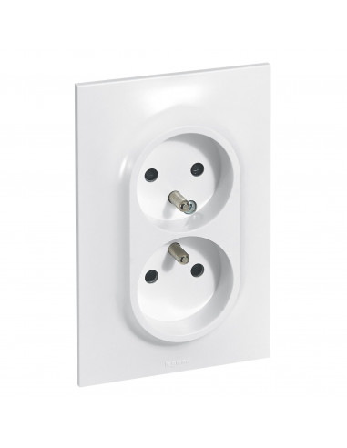 Double prise de courant avec terre Neptune 16A 1 poste blanc LEGRAND 091333