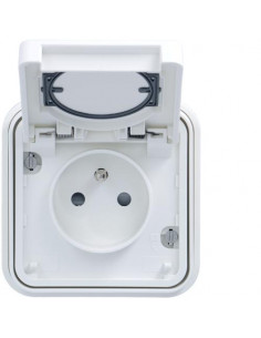 cubyko Prise 2P+T encastré blanc IP55 HAGER WNE100B
