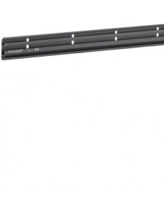 Socle plinthe SL20055 noir HAGER SL200551