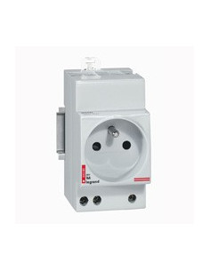 Prise de courant modulaire avec terre 10A et 16A 2,5 modules LEXIC LEGRAND 092782 2