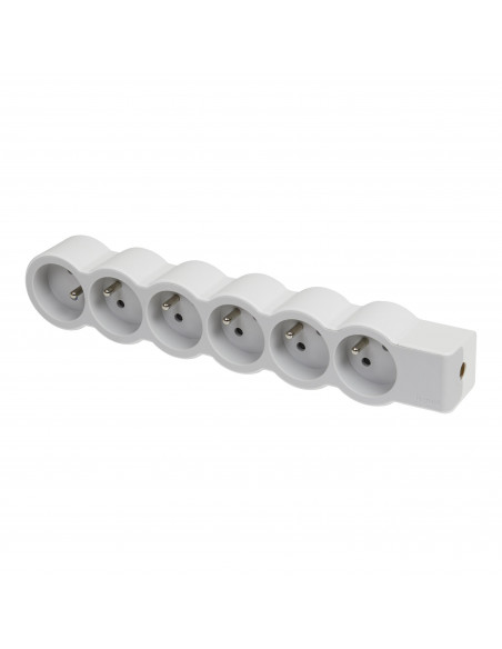 Multiprise extra-plate équipée de 6 prises 2P+T 16A 3680W à câbler blanc et gris clair LEGRAND 049499