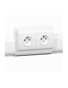 Support Mosaic 4 modules pour pose sur plinthe DLP 80x20mm ou 120x20mm blanc LEGRAND 031693 2